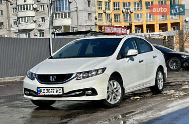 Седан Honda Civic 2013 в Днепре