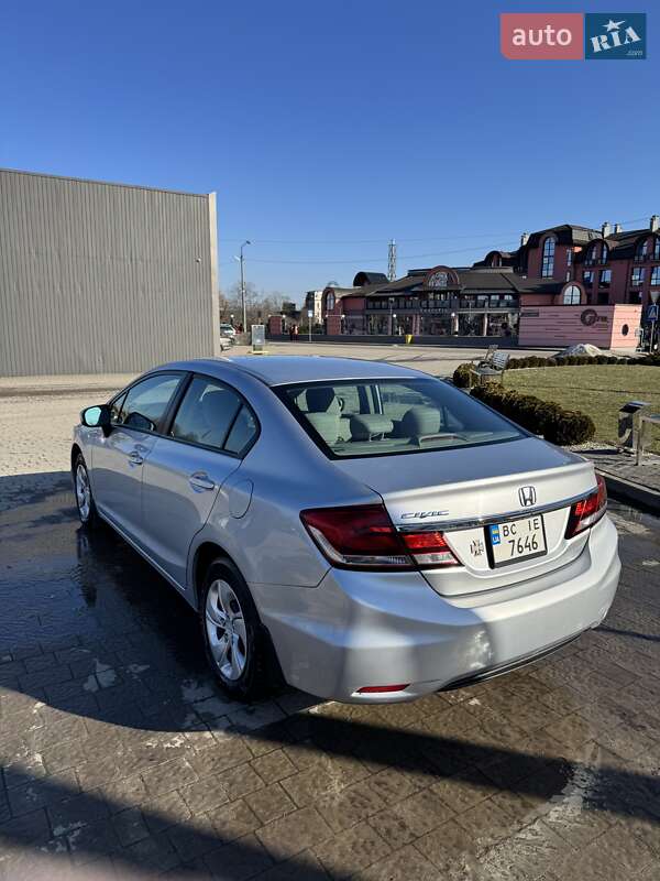 Седан Honda Civic 2014 в Дрогобыче