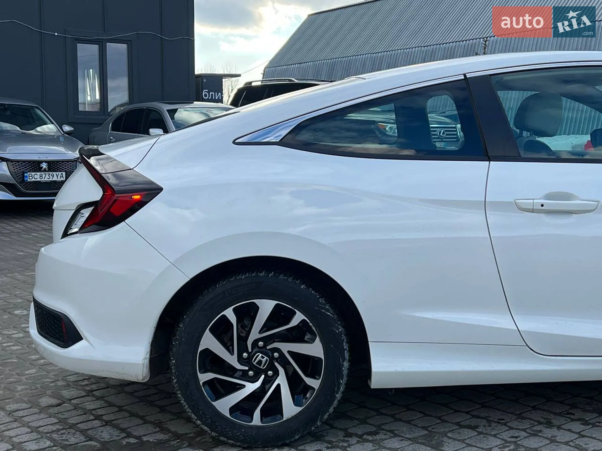 2016 Honda Civic - мініатюра 6
