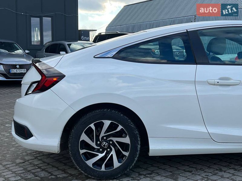 Купе Honda Civic 2016 в Львове фото 6 Купе Honda Civic 2016 в Львове