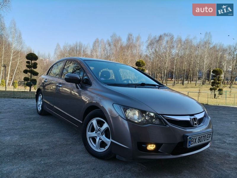 Седан Honda Civic 2009 в Хмельницком