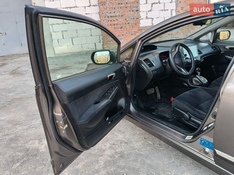 Седан Honda Civic 2009 в Хмельницком