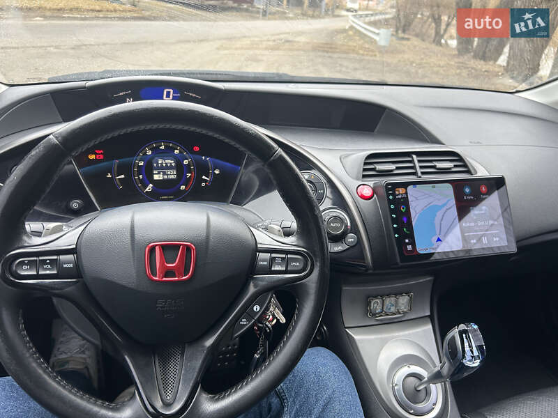 Хэтчбек Honda Civic 2008 в Умани