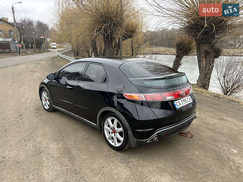 Хэтчбек Honda Civic 2008 в Умани