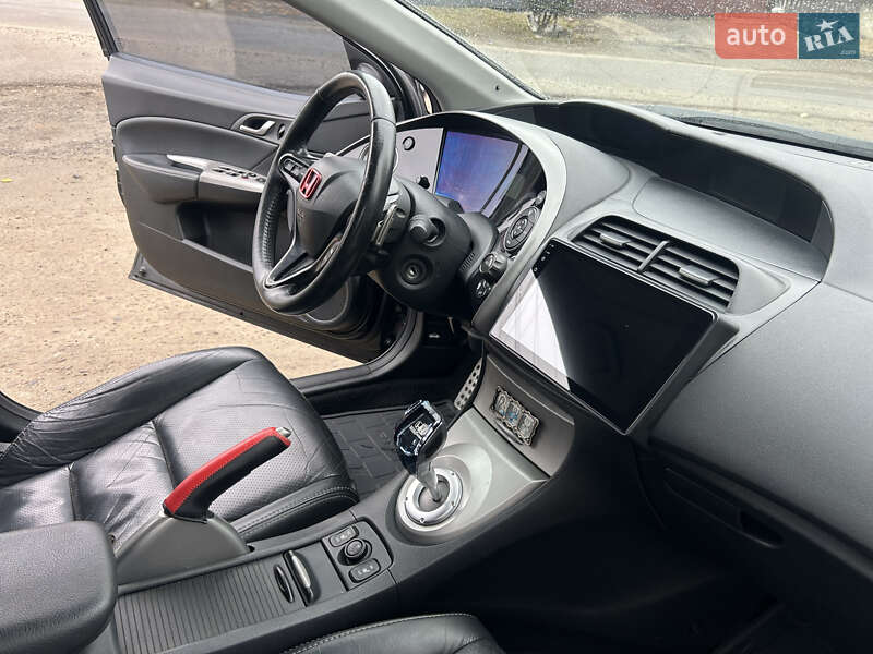 Хэтчбек Honda Civic 2008 в Умани