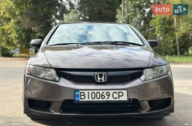 Седан Honda Civic 2010 в Полтаві