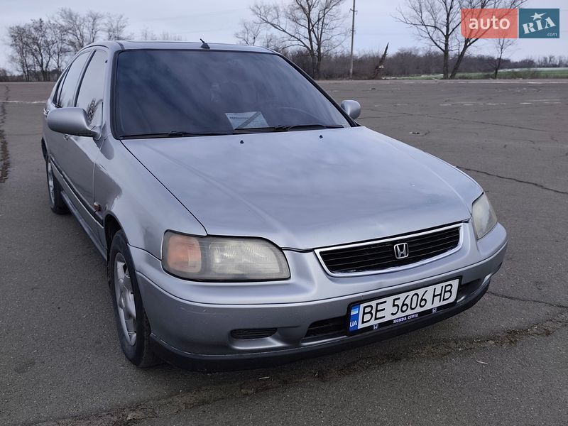 Хэтчбек Honda Civic 1995 в Южноукраинске