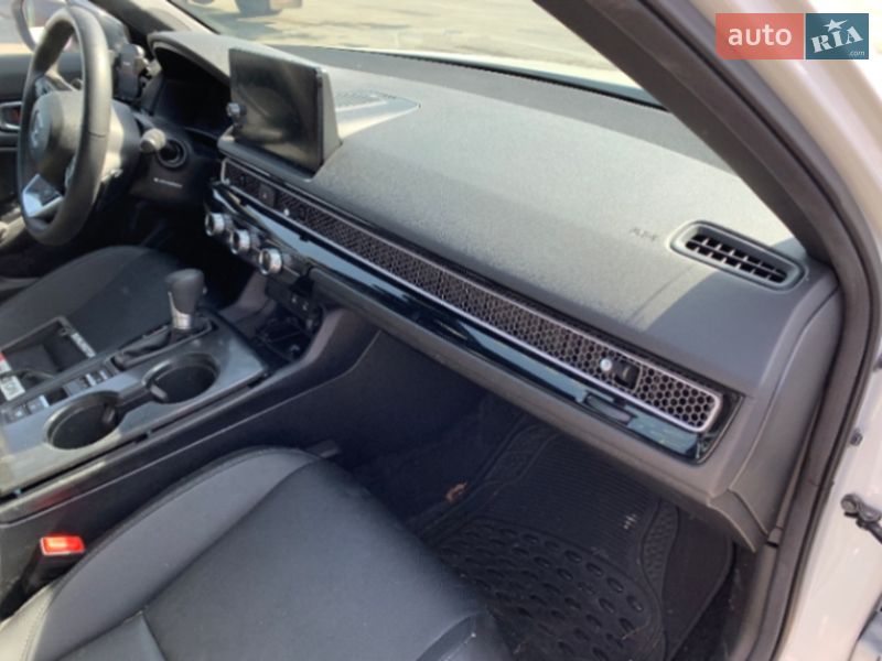 Седан Honda Civic 2025 в Киеве фото 21 Седан Honda Civic 2025 в Киеве