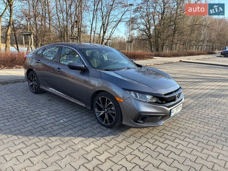 Седан Honda Civic 2019 в Ирпене