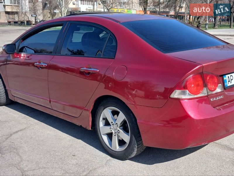 Седан Honda Civic 2006 в Запорожье