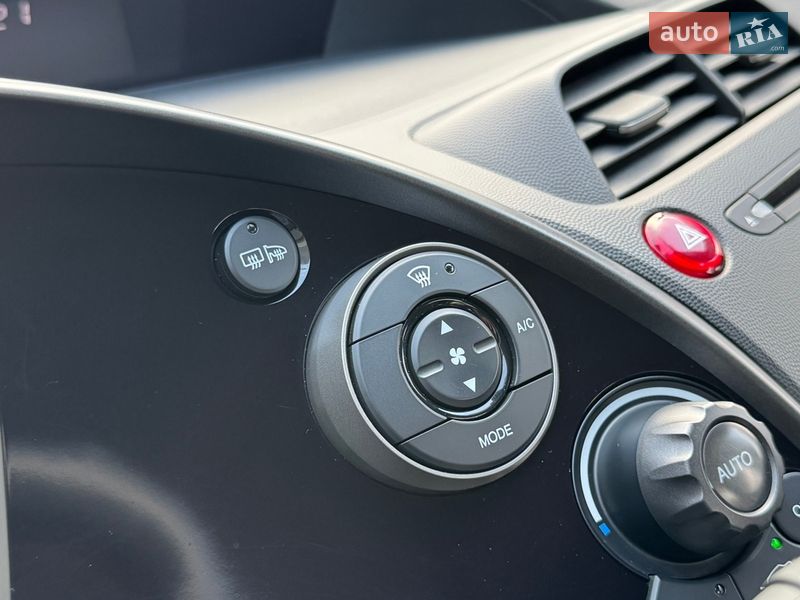 Хэтчбек Honda Civic 2008 в Киеве