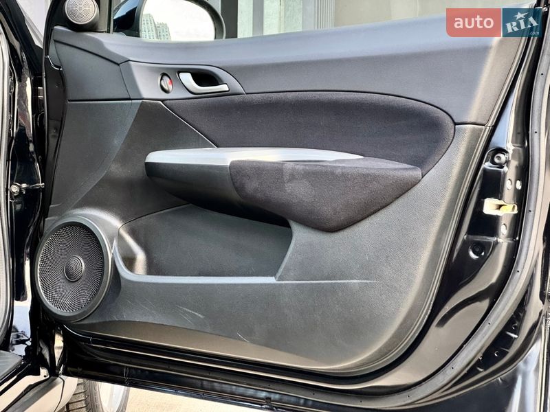 Хэтчбек Honda Civic 2008 в Киеве