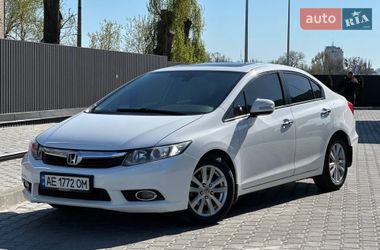 Седан Honda Civic 2012 в Дніпрі