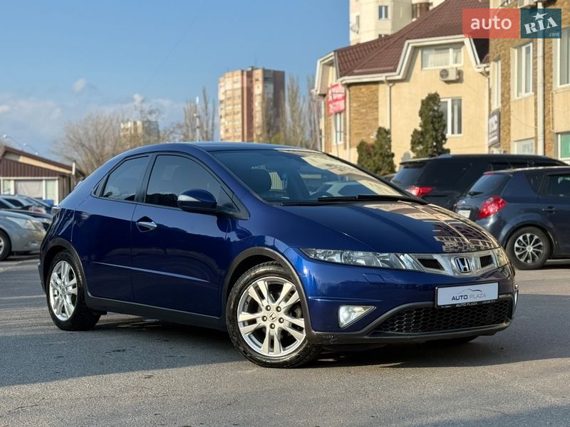 Хэтчбек Honda Civic 2009 в Одессе