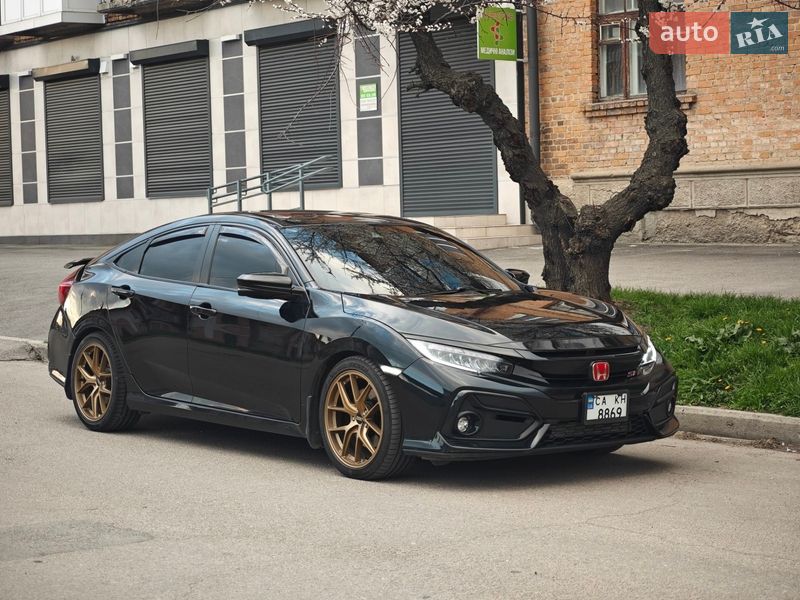 Седан Honda Civic 2020 в Умані