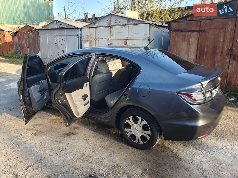 Седан Honda Civic 2013 в Киеве фото 69 Седан Honda Civic 2013 в Киеве