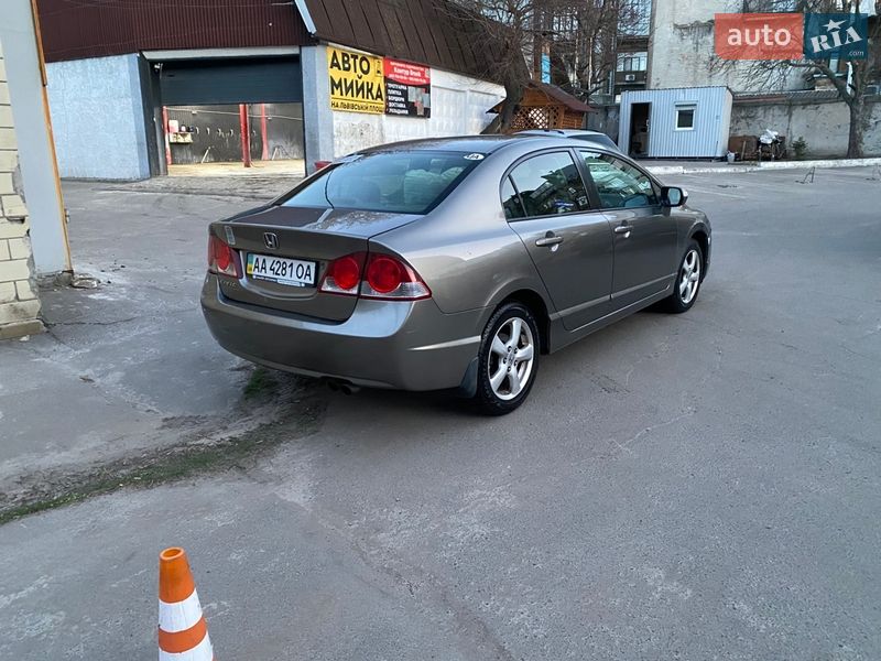 Седан Honda Civic 2008 в Киеве фото 3 Седан Honda Civic 2008 в Киеве