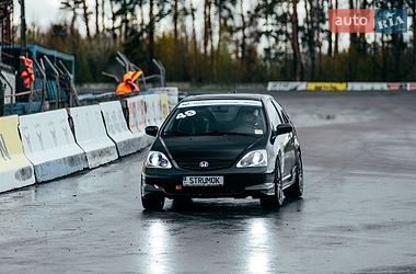 Хэтчбек Honda Civic 2004 в Киеве