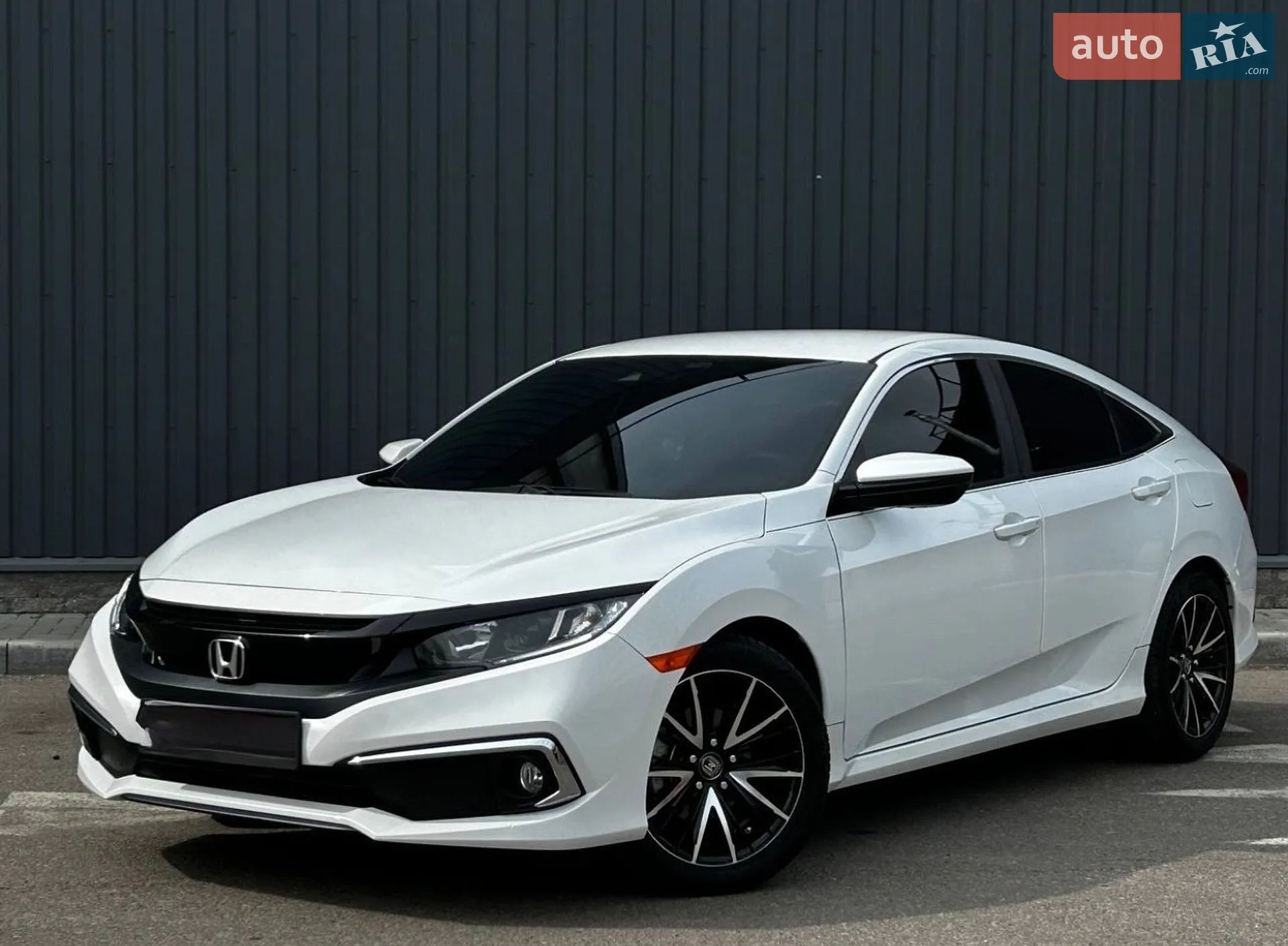 2020 Honda Civic - фото 1