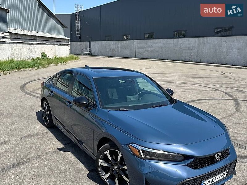 Седан Honda Civic 2025 в Киеве