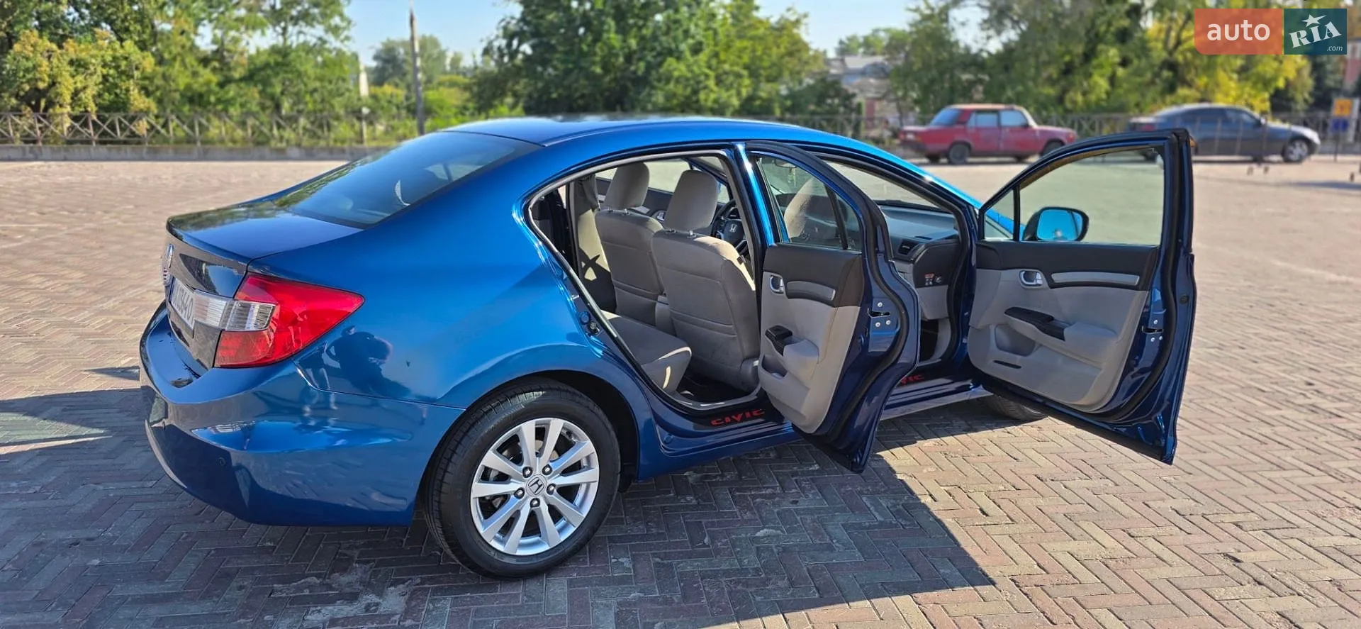 2012 Honda Civic - мініатюра 18