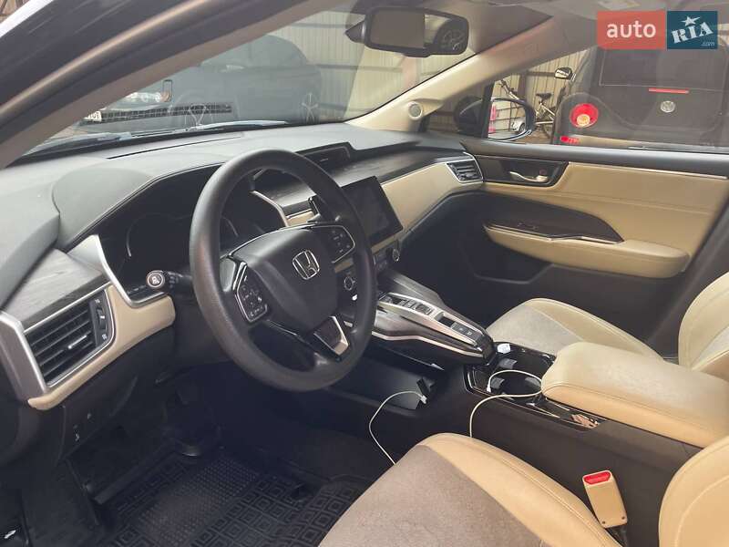 Седан Honda Clarity 2018 в Дніпрі
