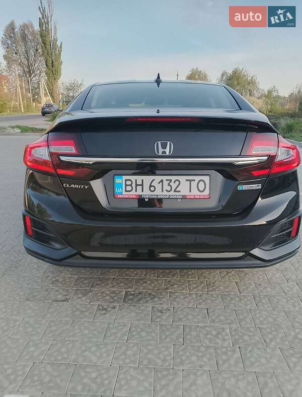 Седан Honda Clarity 2018 в Львові