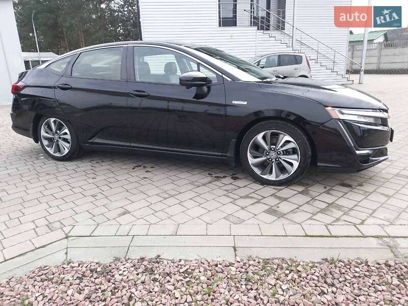Седан Honda Clarity 2018 в Львові