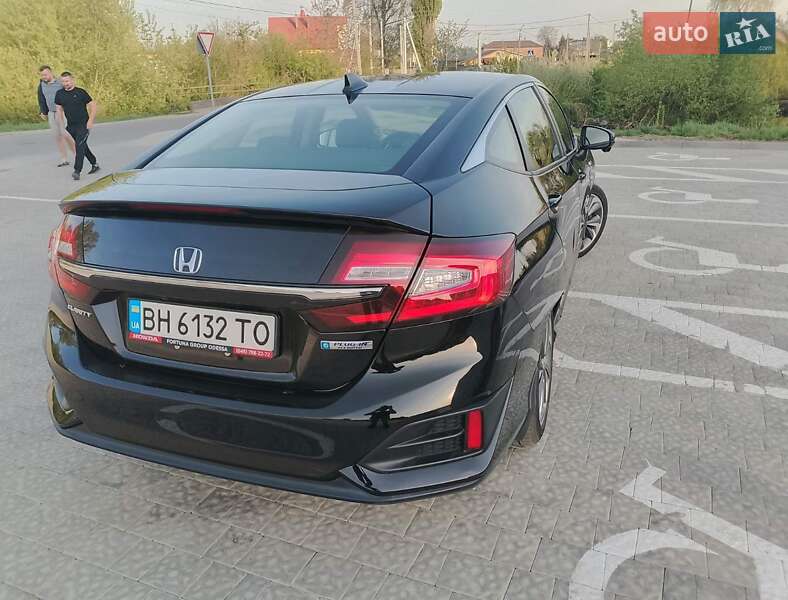 Седан Honda Clarity 2018 в Львові