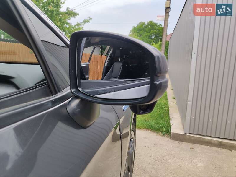 Седан Honda Clarity 2018 в Новоселице