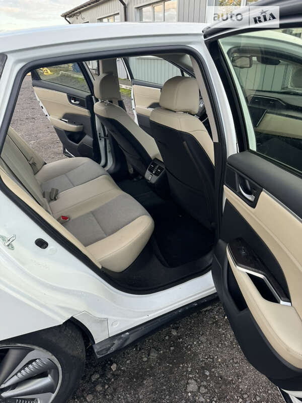 Седан Honda Clarity 2018 в Ровно