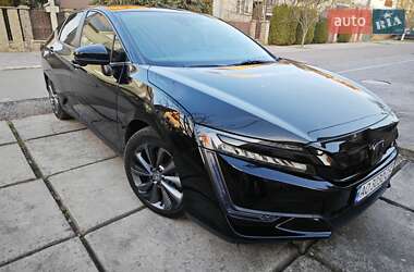 Седан Honda Clarity 2018 в Ужгороді