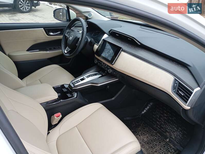 Седан Honda Clarity 2017 в Теребовле