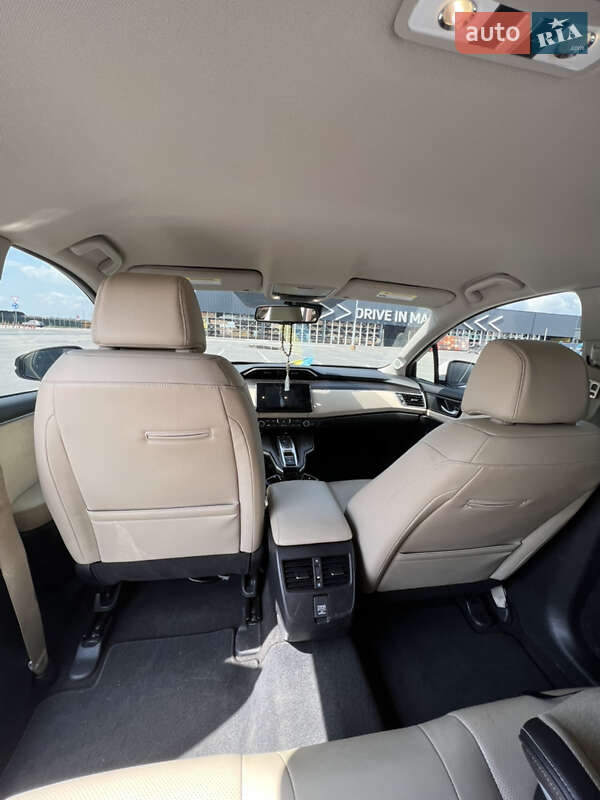 Седан Honda Clarity 2018 в Дніпрі