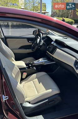 Седан Honda Clarity 2017 в 