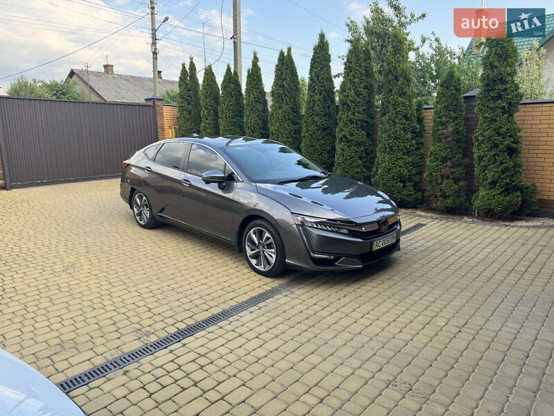 Седан Honda Clarity 2017 в Владимире