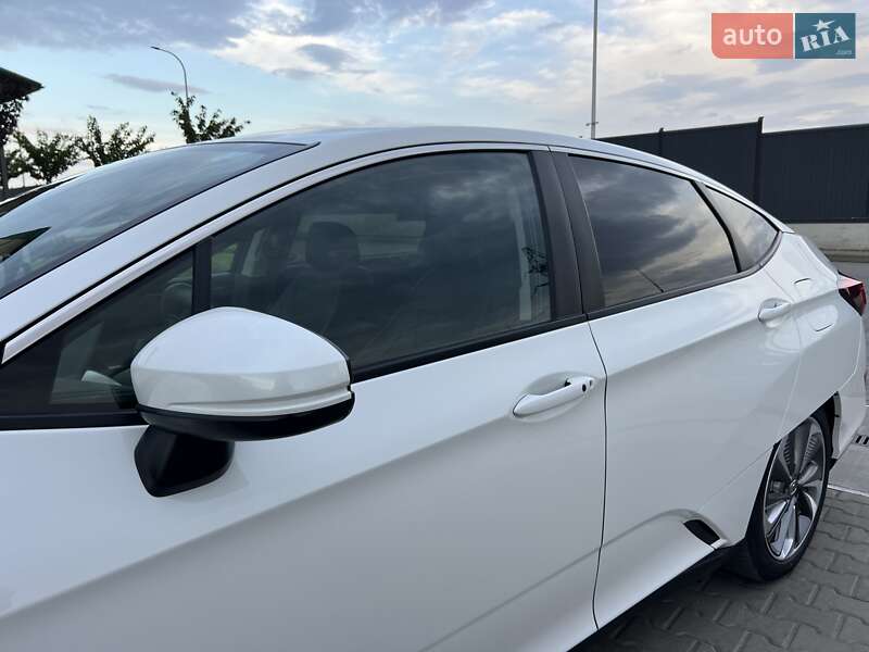 Седан Honda Clarity 2017 в Луцьку