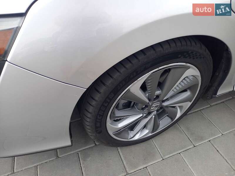 Седан Honda Clarity 2019 в Черкасах