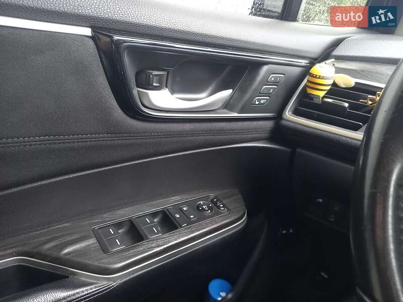 Седан Honda Clarity 2019 в Черкасах