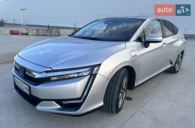 Седан Honda Clarity 2019 в Коростене