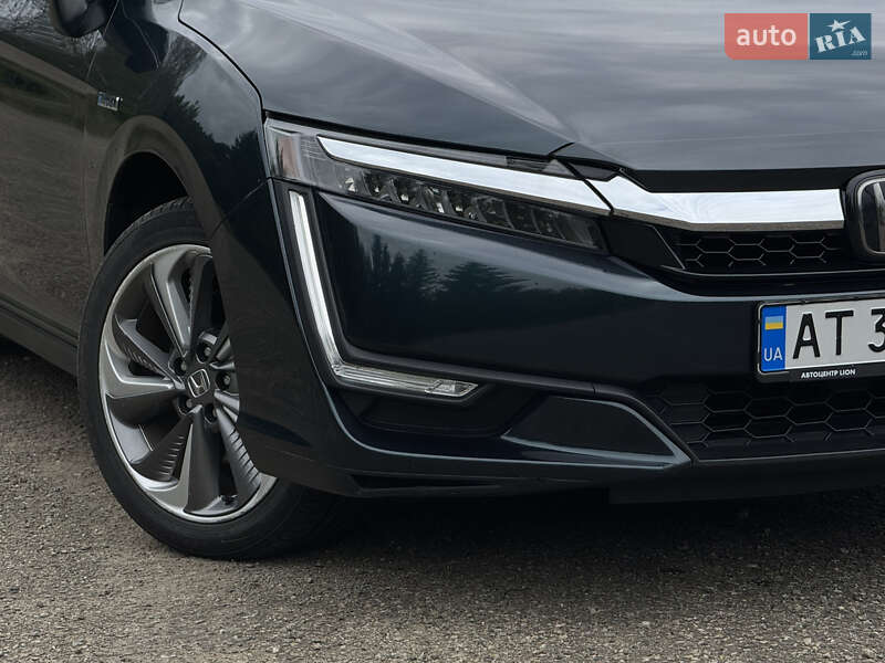 Седан Honda Clarity 2017 в Моршині