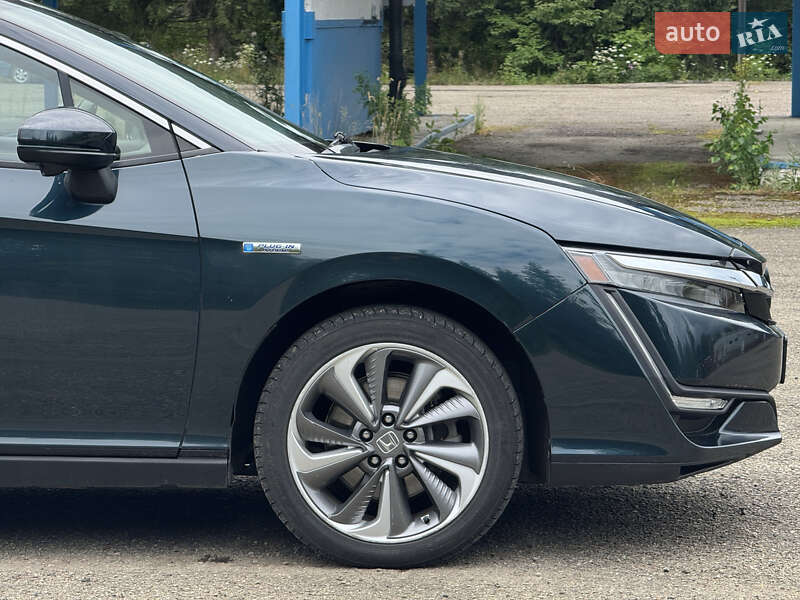 Седан Honda Clarity 2017 в Моршині