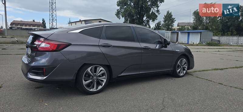 Седан Honda Clarity 2017 в Кременчуці