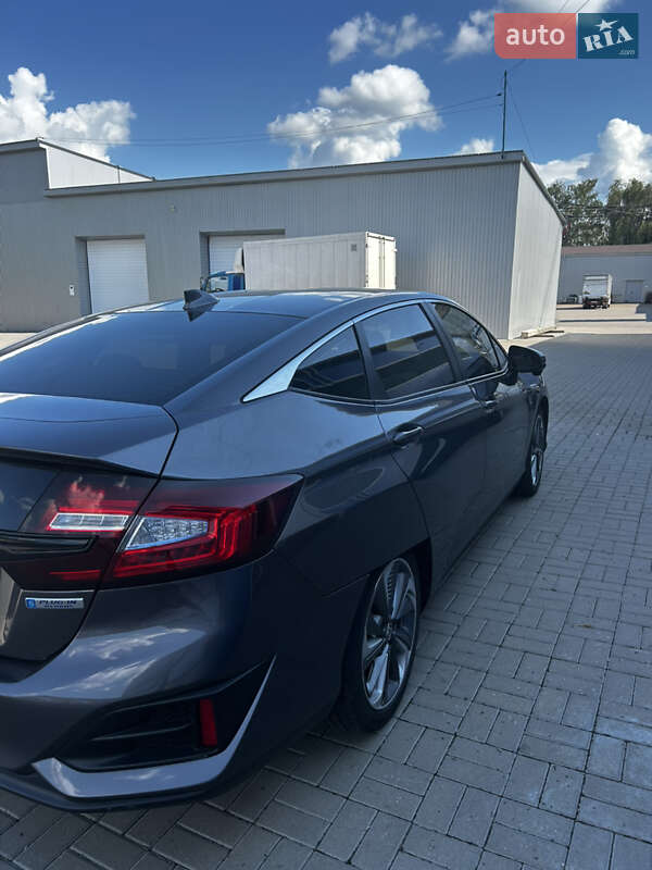 Седан Honda Clarity 2018 в Ровно