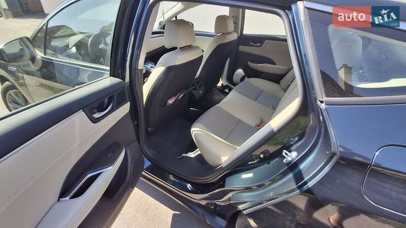 Седан Honda Clarity 2018 в Киеве