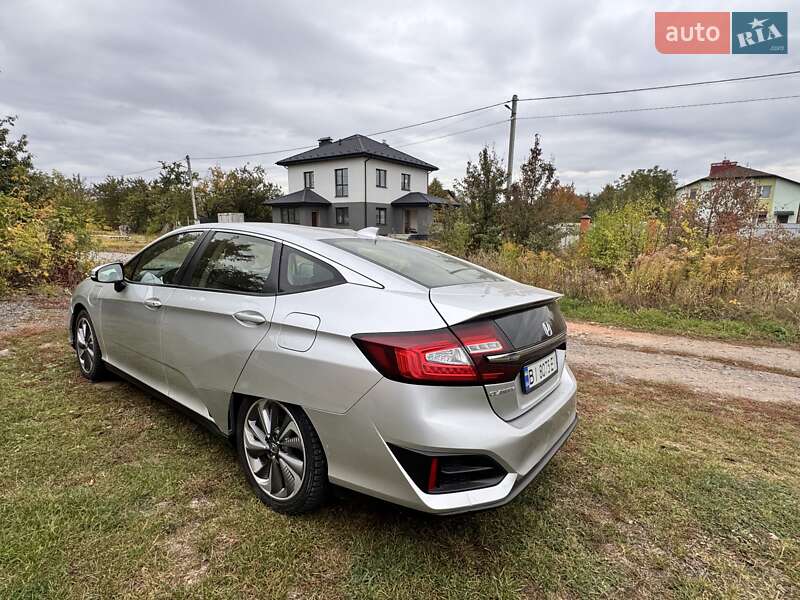 Седан Honda Clarity 2017 в Полтаве