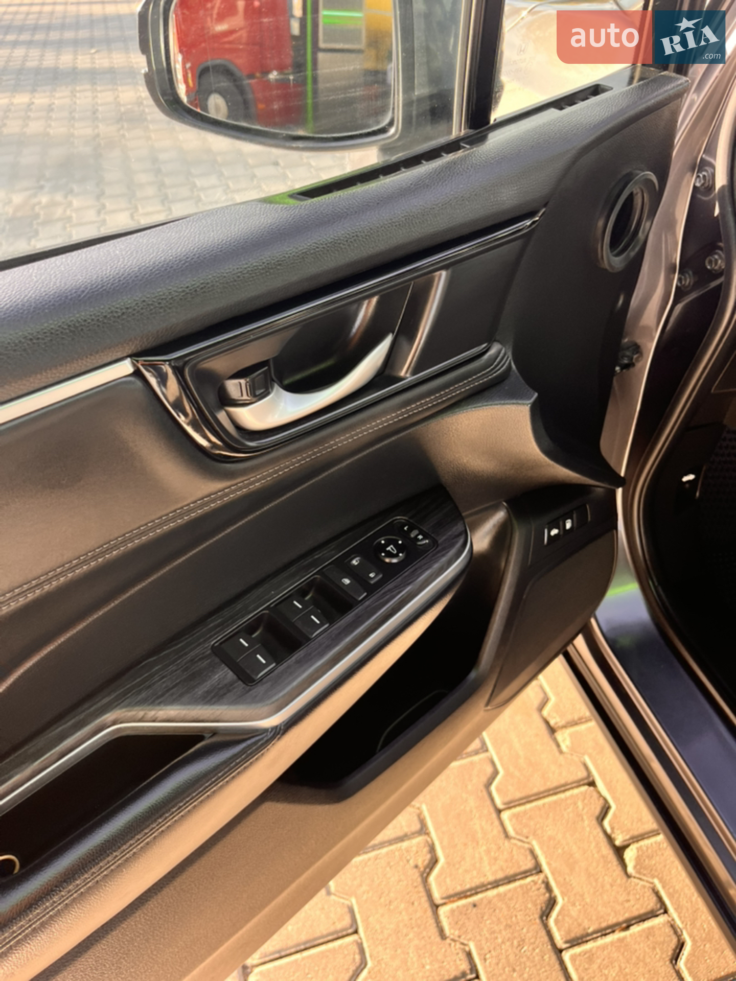 2018 Honda FCX Clarity - мініатюра 34