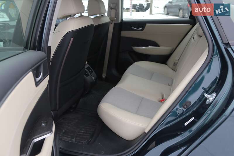 Седан Honda Clarity 2018 в Києві