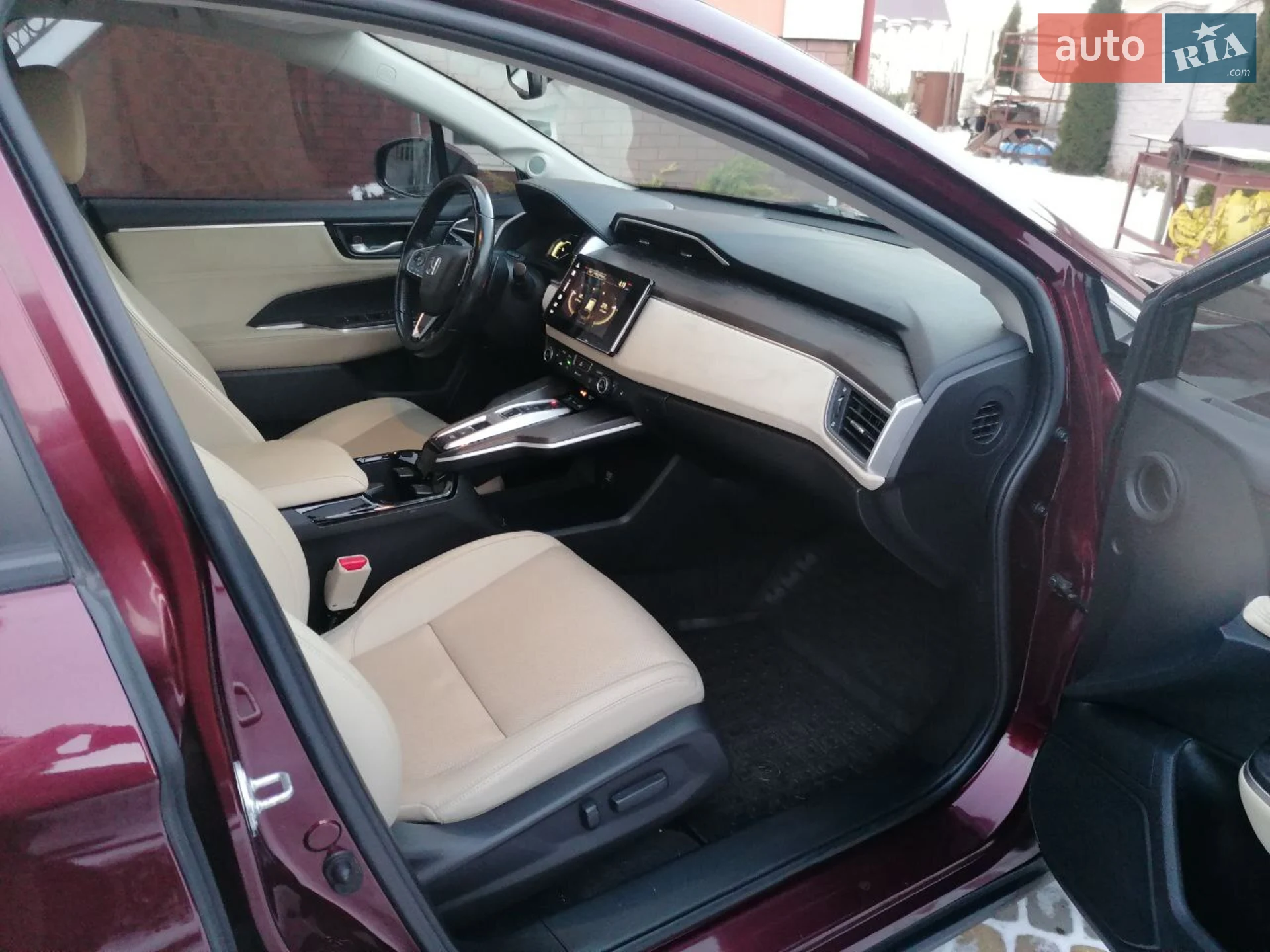 2017 Honda FCX Clarity - мініатюра 6