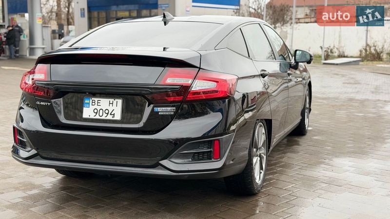 Седан Honda Clarity 2018 в Николаеве